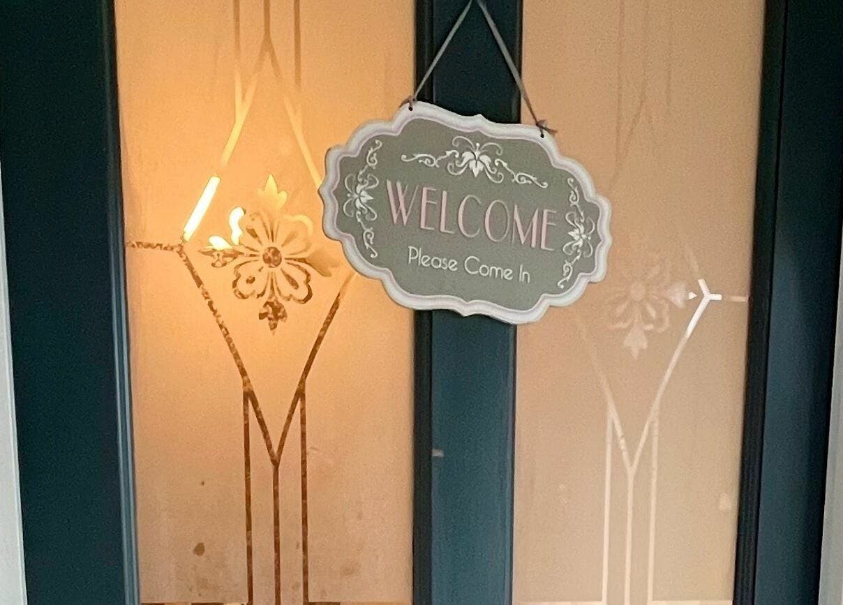Welcome sign at Still Beauty entrance in Rathdowney, County Laois, IE.