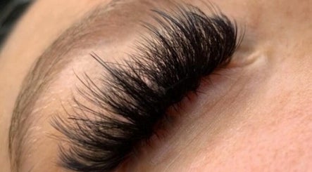 The Lash Box Studio image 3