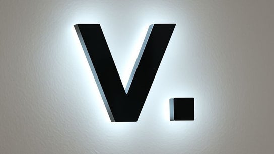 Lashes World by Victoria