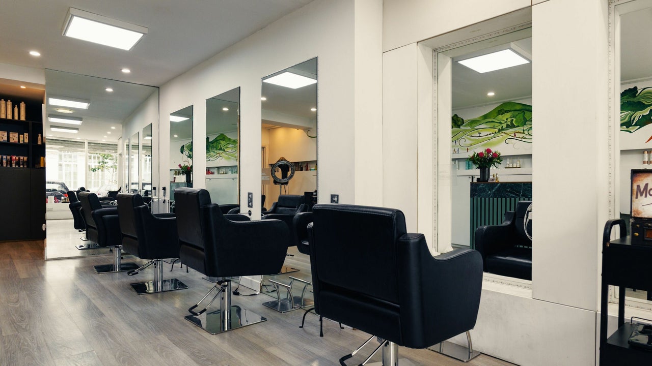 Best salons for permanent hair straightening and hair relaxing in Crouch  End, London