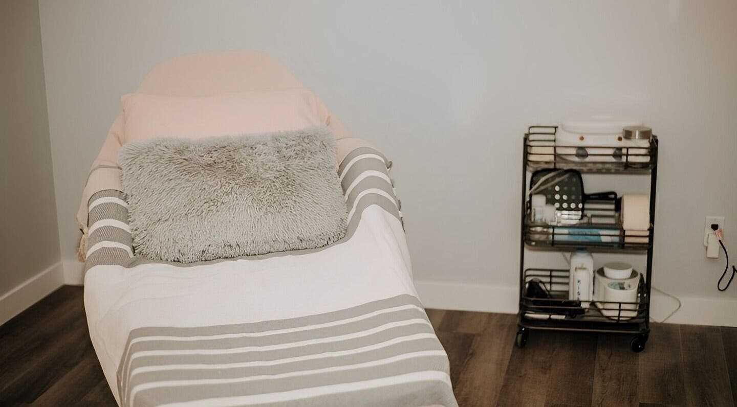 Relaxing spa bed at 306 Day Spa, Watrous, Saskatchewan, CA, perfect for unwinding and rejuvenation.