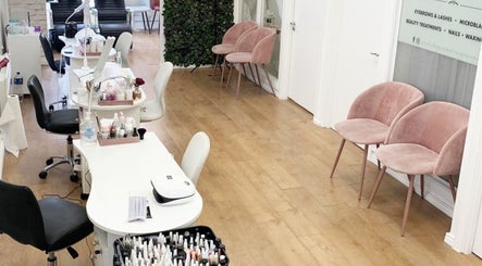 Interior of Fran Giacomozzi Clinic in Dublin, County Dublin, IE, featuring stylish chairs and modern workspace.