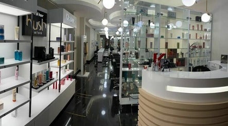 Hush Salon Sofitel Hotel JBR image 3