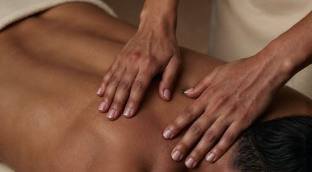 Relaxing massage at Replenish Body Care - Couples Massage, Ironbank, South Australia, AU.