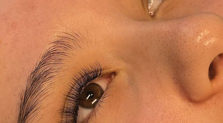 Lemonade Lashes image 2