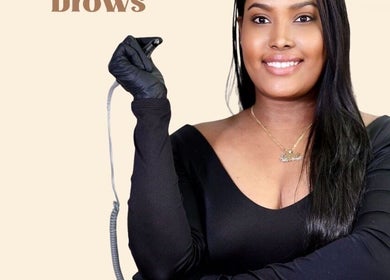Professional beauty artist at Nails by Pao in Lawrence, Massachusetts, US showcasing her skills.