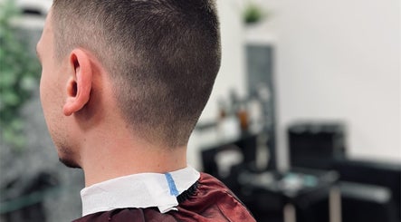 Zaķu salons image 2