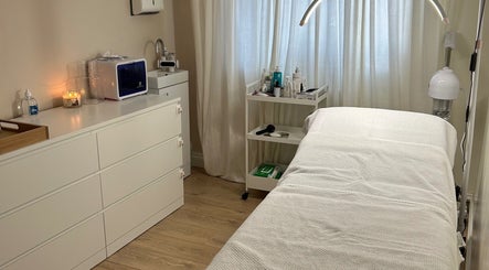 Skin Clinic By Samantha