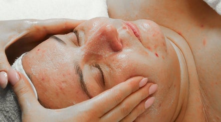 Skindulge Skin And Beauty imagine 2
