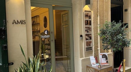 Entrance of Amis City Spa, Beauty & Hair Salon in Il-belt Valletta, MT, showcasing inviting decor.