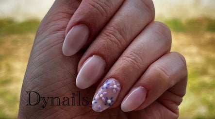 Dynails