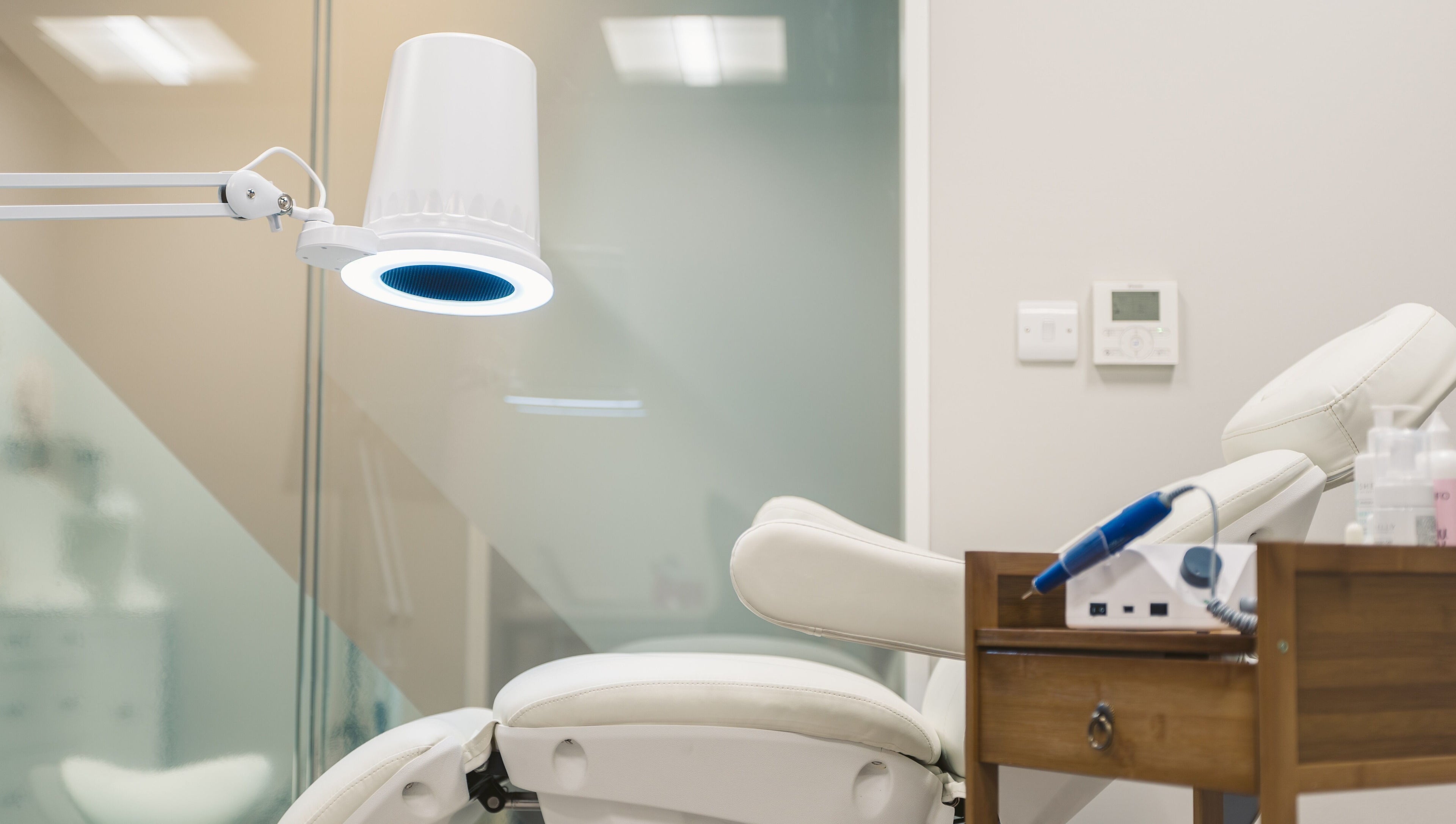 Bright manicure station at Nails Murr Luxe - Manicure Salon in Canary Wharf, London, England, GB.