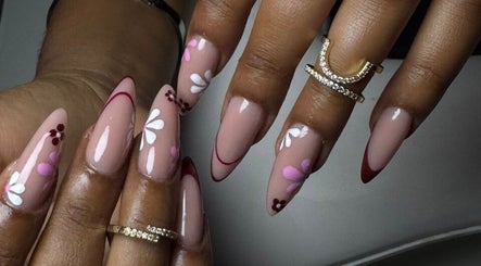 Muses Nails image 2