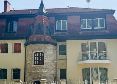 Chill Out Masszázs varázslatos épülete a Budapest, Magyar, HU címen.