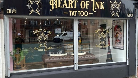Loz The Hat Tattoo And Piercing
