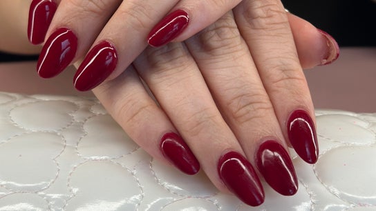 Glow Nails