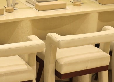 Elegant manicure station at Luna Beauty Bar, luxurious seating, Dubai, Dubai, AE.