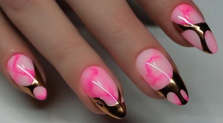 Shape Nails imagem 3