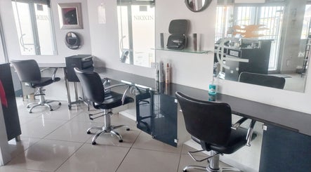 Salon Jayla billede 3