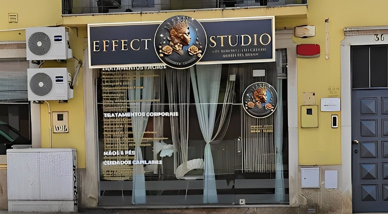Фасад Effect Studio в Фару, Фару, Португалия, предлагает услуги красоты и велнеса.