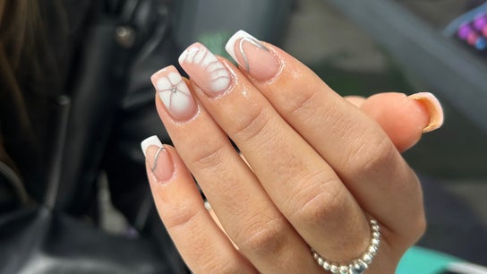 Laurenrobertsnails