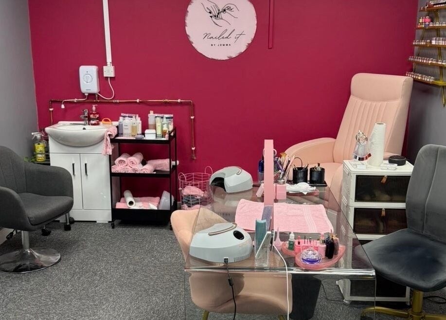 Cozy nail salon at Nailed It By Jemma in Kingswinford, England, GB with modern decor and seating.