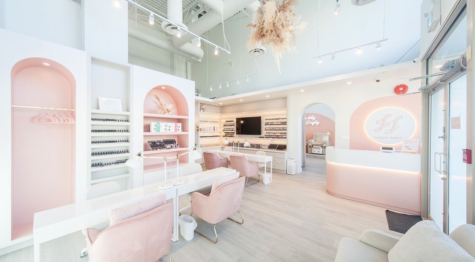 JJ Fantasy World salon interior with pink accents in Richmond, British Columbia, CA.