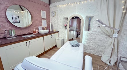Salon 21 Brows