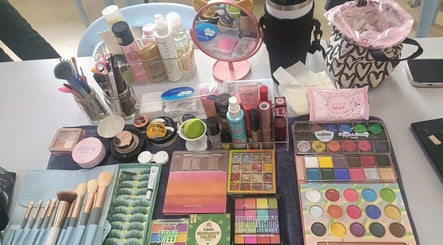 Perlengkapan kecantikan di Che Shayang Mobile Spa, Cheras, Selangor, MY.
