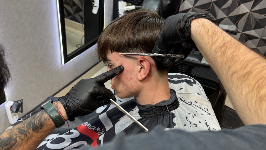 Top Barbershop image 1