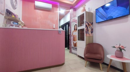 Beautyparadisedinadiaapicella