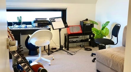 Birdland Music image 3