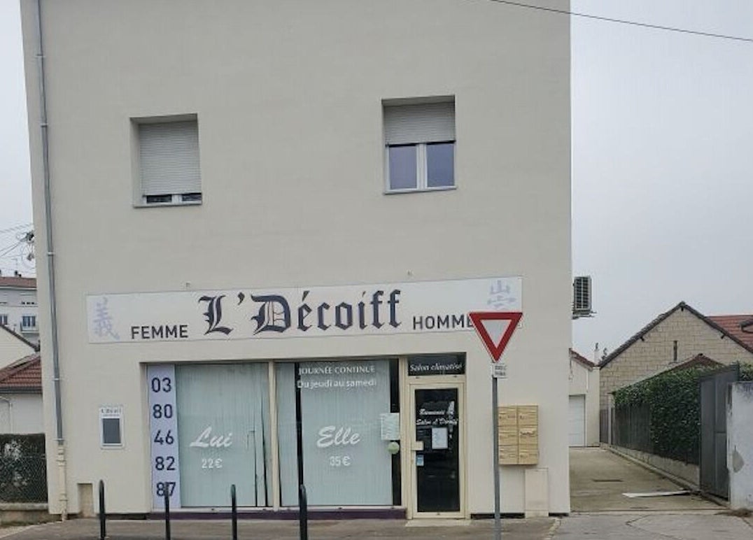 Façade du salon L'DÉCOIFF à Dijon, Bourgogne-franche-comté, FR, offrant services de coiffure homme et femme.