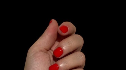 Reiness Nails image 2