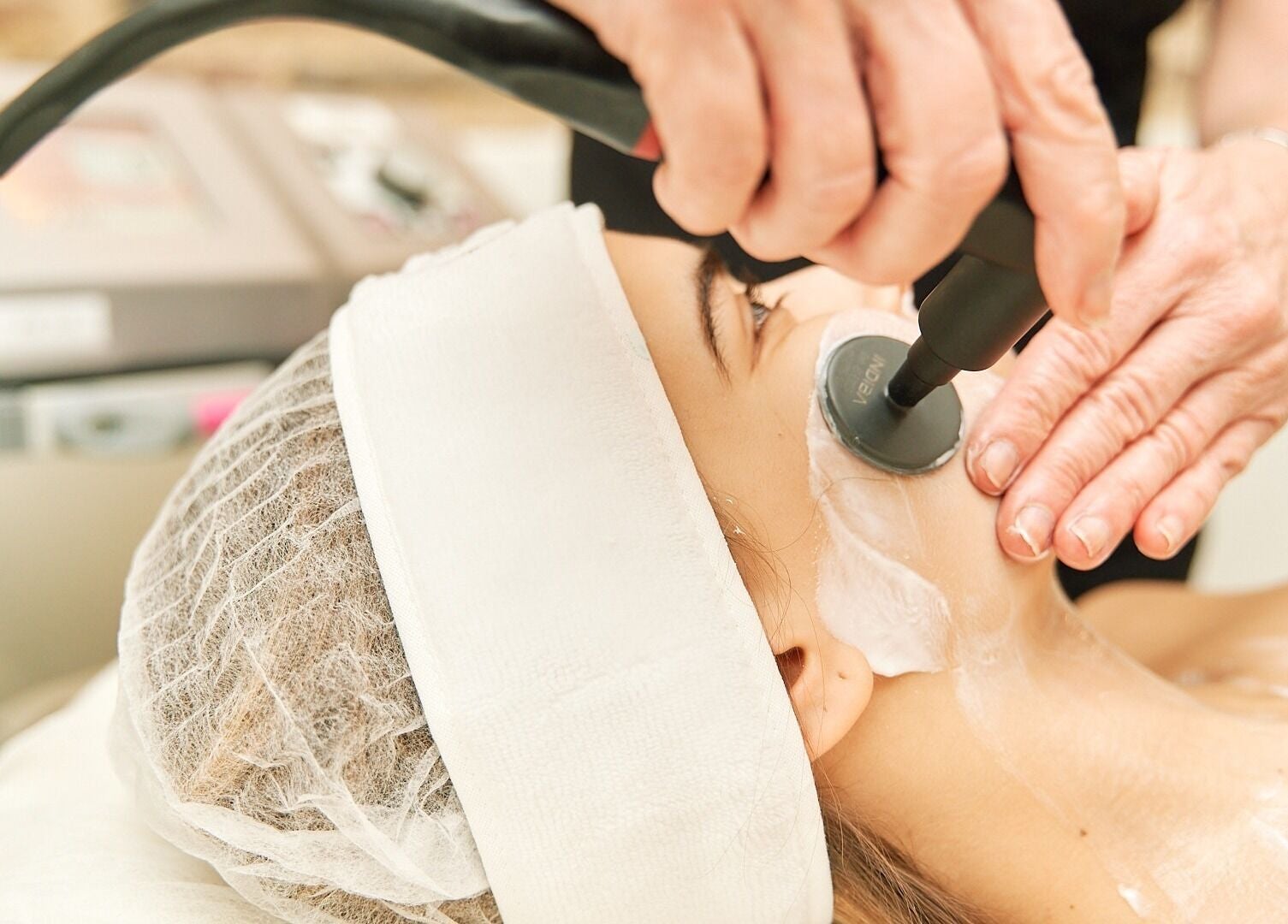 Tratamiento facial en Centro de Belleza Ana Olivares, Madrid, Comunidad De Madrid, ES.