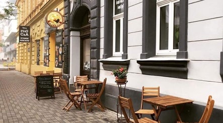 Venkovní posezení u Pánská depilace Cactus, Hlavní Město Praha, CZ.