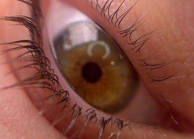 Close-up de um olho com detalhes das pestanas em Studio Lins Beauty, Lisboa, Lisboa, PT.