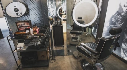 Barber113- Bedroom Beauty Studio Bild 2