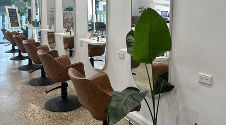 The Hairbar Studio