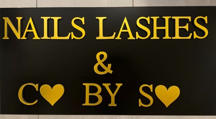 Enseigne élégante de NAILS LASHES & CO BY SO Chavanoz à Chavanoz, Auvergne-rhône-alpes, FR.