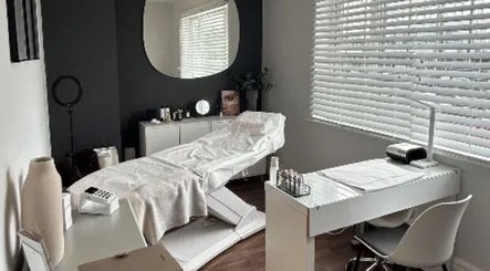 Beauty By Freya MCR treatment room in Cheadle Hulme, England, GB. Calming aesthetics with modern equipment.
