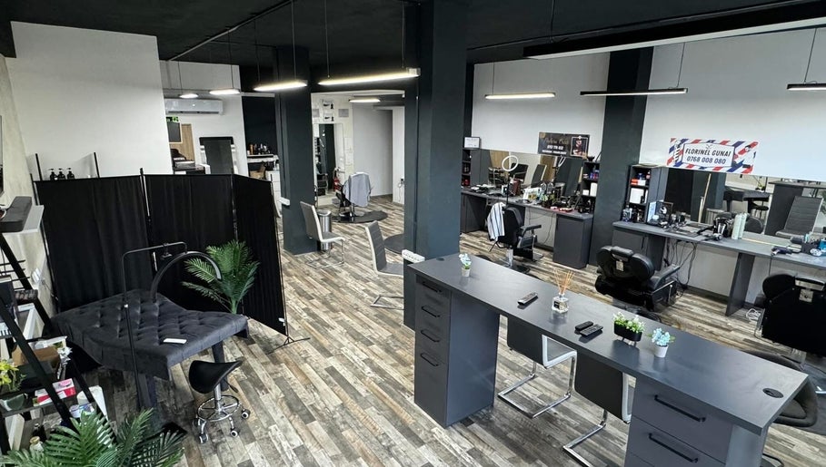 Salon Studio22 image 1