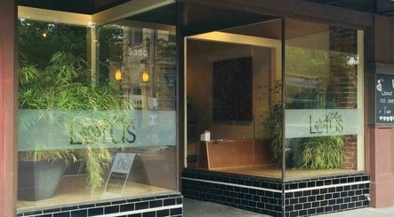 White Lotus Salon Ballard صورة 3