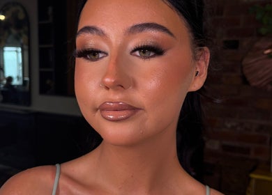 Elegant makeup by Billie Bebb Makeup Artist in Skelmersdale, England, GB showcasing exquisite eye and lip work.