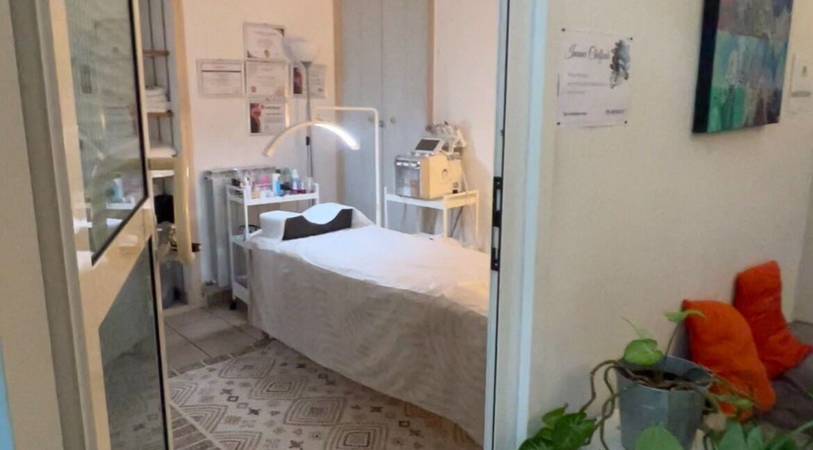 Salon apaisant chez La beauté du regard, Orange, Provence-alpes-côte D'azur, FR.