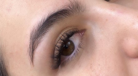 Ceja y pestañas impecables en Âme Atelier Beauty, Chihuahua, Chihuahua, MX.