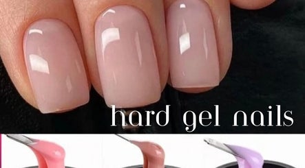 COMMERCE NAIL SALON afbeelding 3
