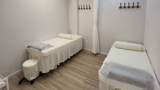 Hi Lash Bar