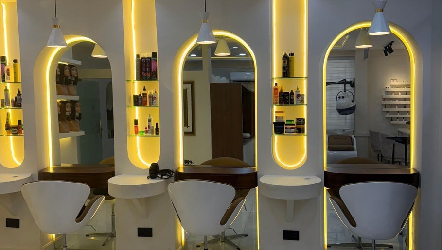 Washpee Beauty Hub image 1