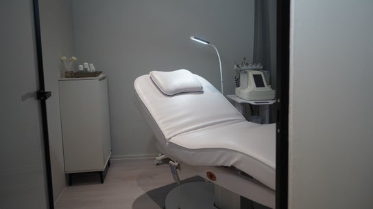Gloss Skin Boutique